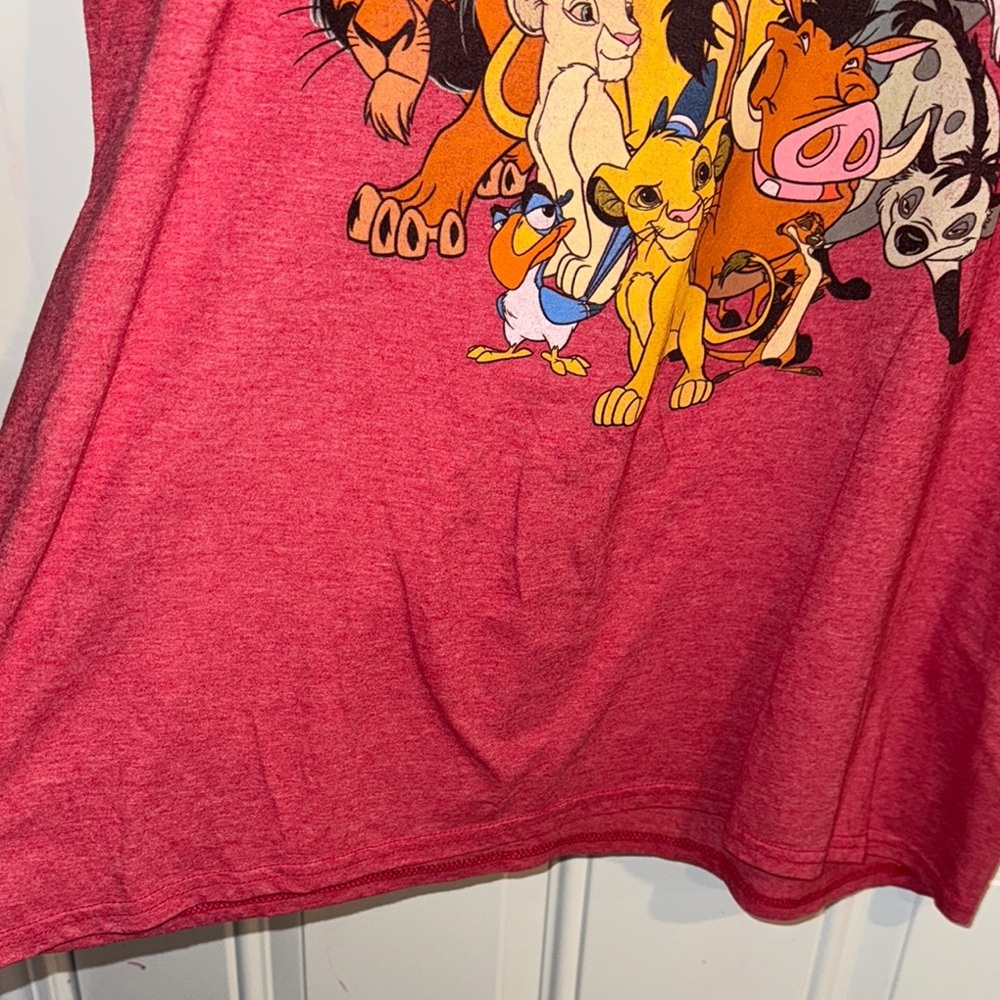 The Lion King - Red Graphic T-Shirt size XL - Picture 8 of 10